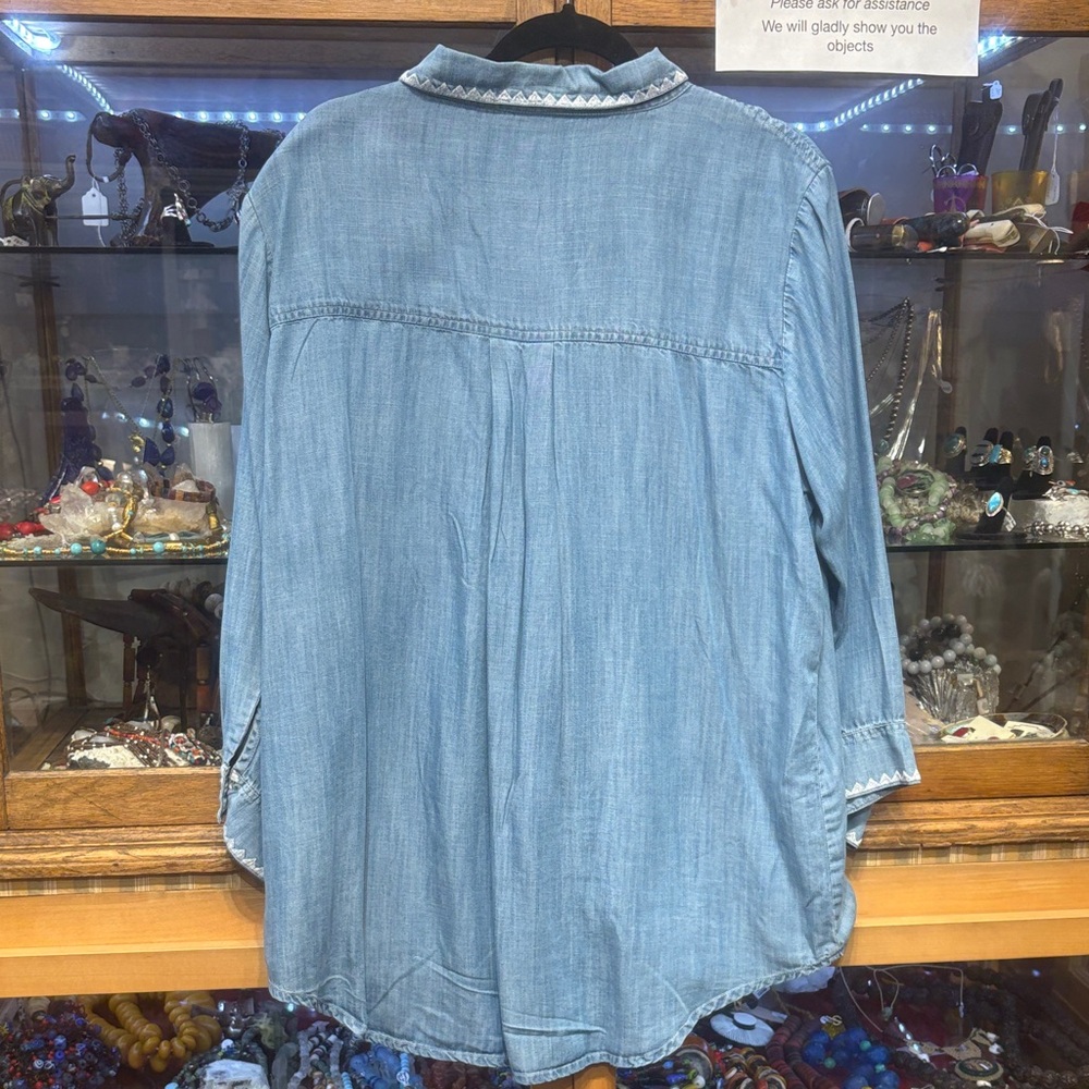 Denim Shirt  with white embroidery NWTs - Picture 7 of 9